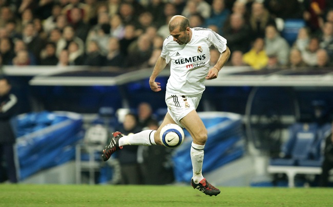 Zinedine Zidane cầu thủ đắt giá thứ 10 thế giới